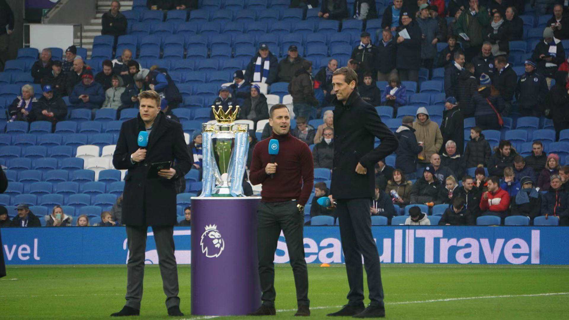 推出了一系 推出了一系